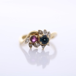 9ct Gold ruby and sapphire ring